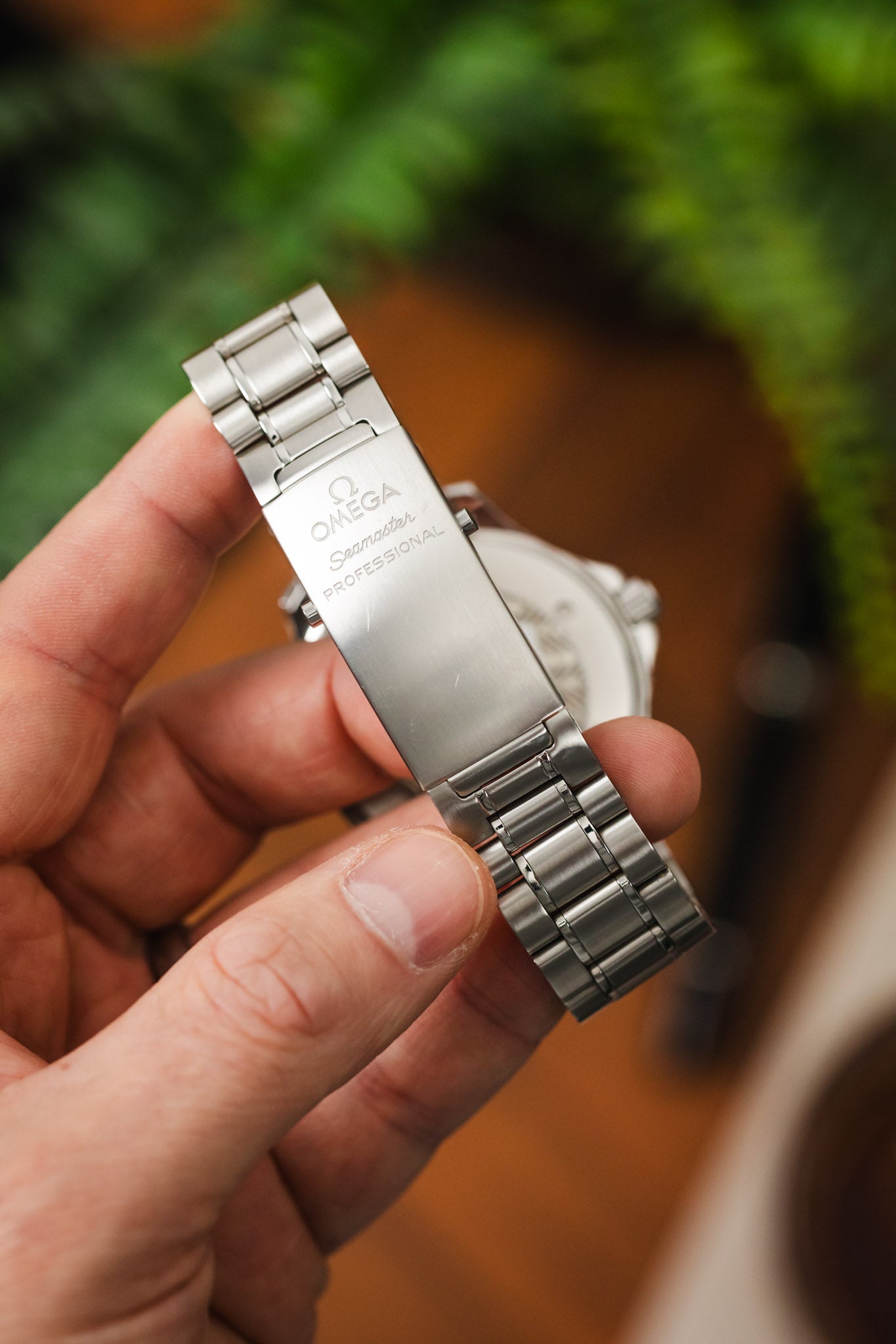 OMEGA Seamaster 300 White Gold Bezel 2230.50.00