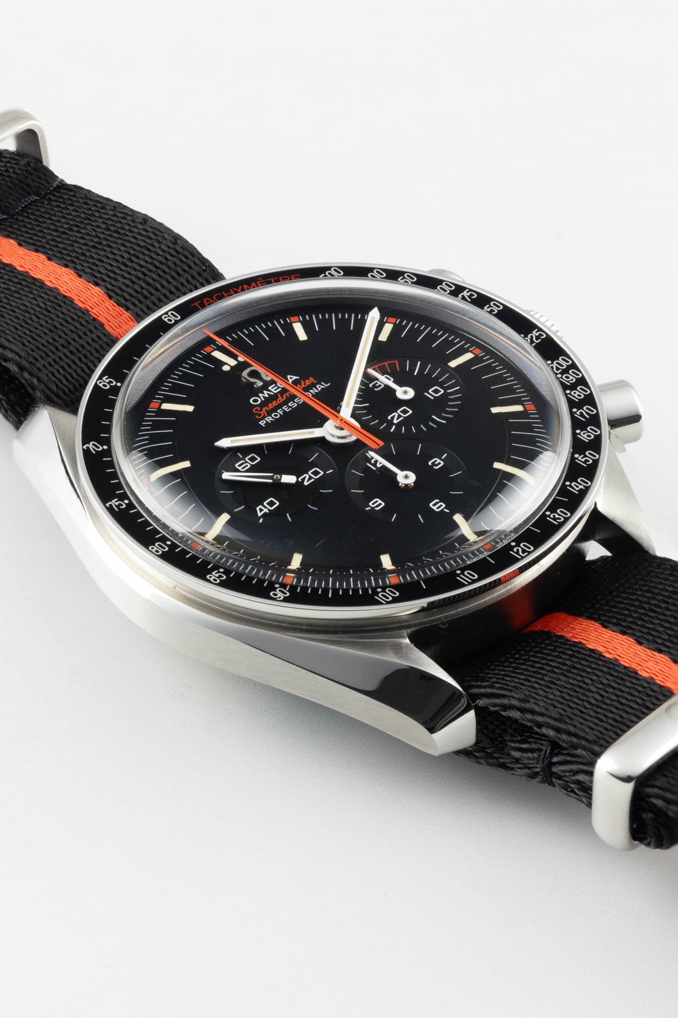 OMEGA Speedmaster Ultraman 311.12.42.30.01.001