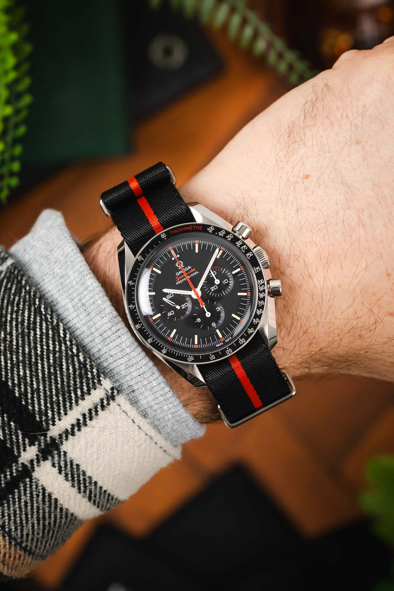 OMEGA Speedmaster Ultraman 311.12.42.30.01.001