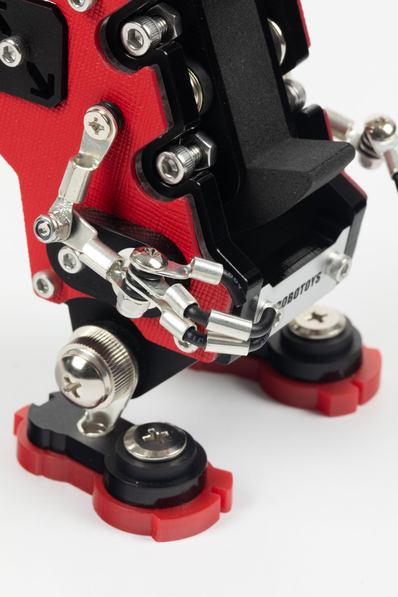 ROBOTOYS - DAVE - SAFFIANO RED - Apple & Galaxy Watch Charger