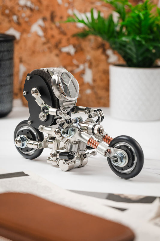 ROBOTOYS - 'HARLEY' ROBOT BIKER- Watch holder