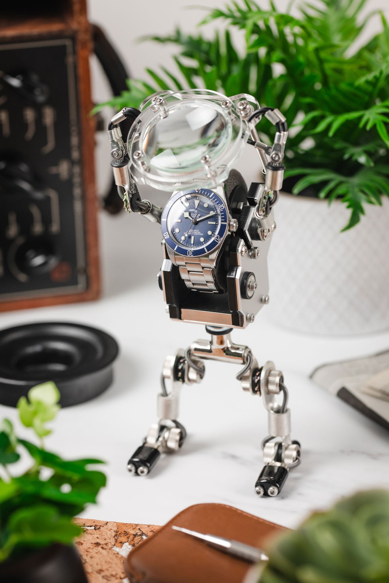 ROBOTOYS - BOLT - Watch holder