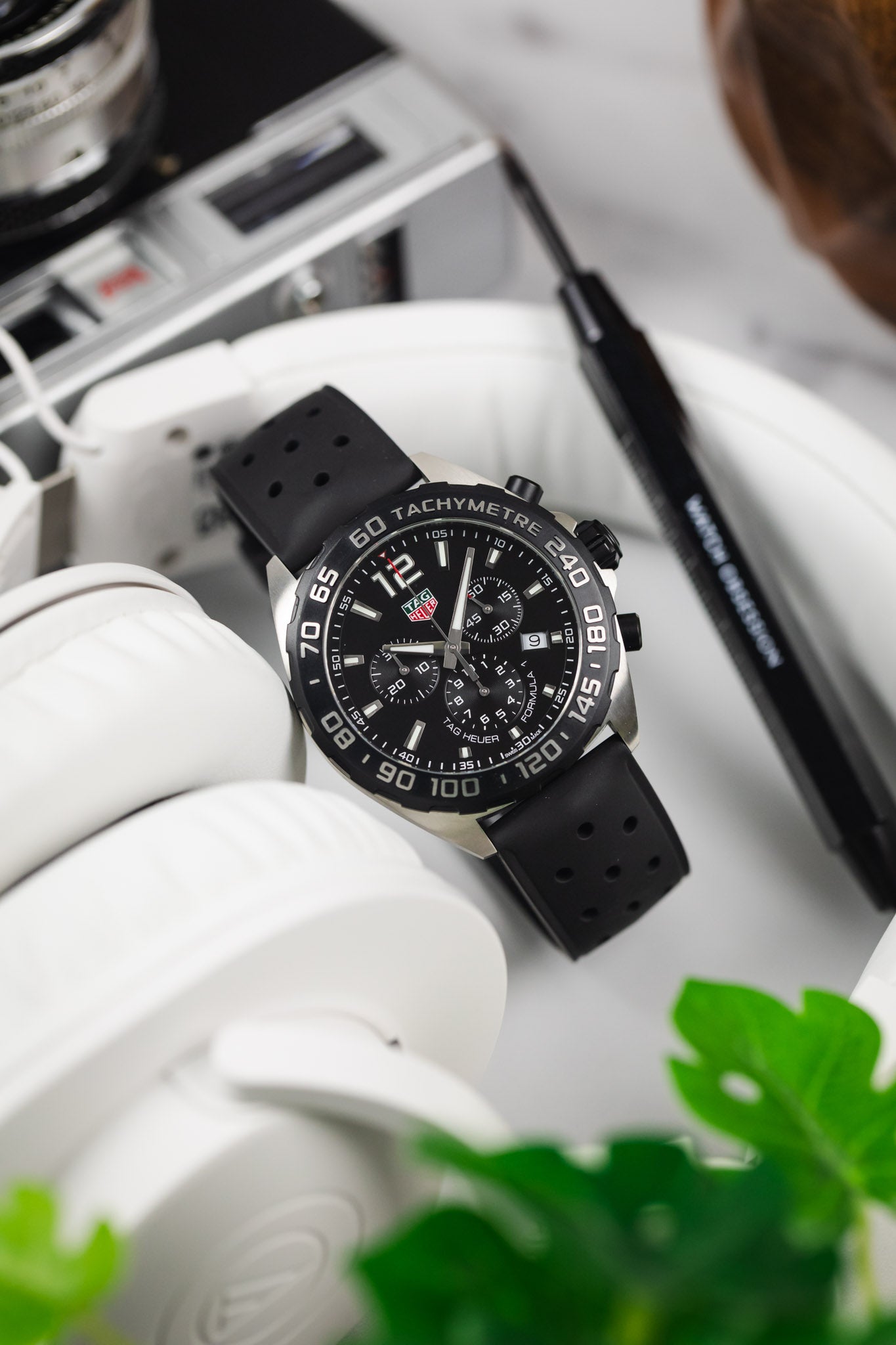 TAG HEUER Formula 1 Chronograph - CAZ1010.FT8024